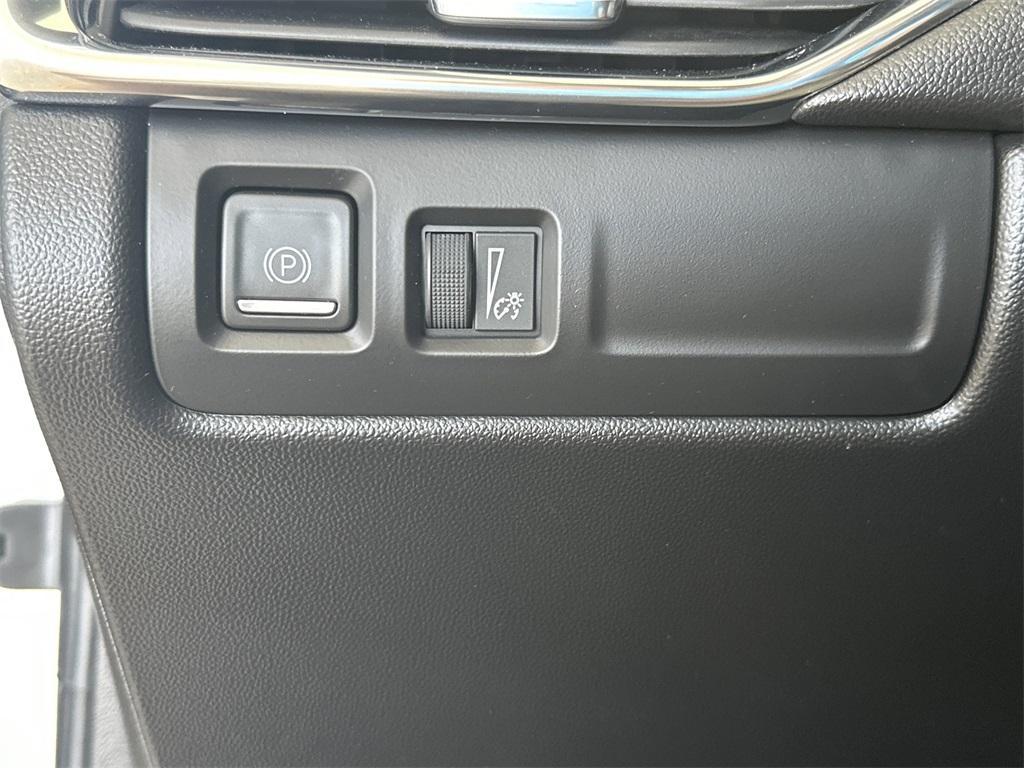 used 2020 Cadillac XT4 car, priced at $21,682