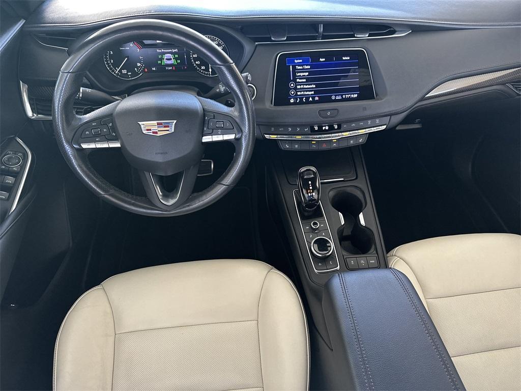 used 2020 Cadillac XT4 car, priced at $21,682