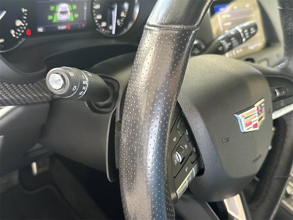 used 2020 Cadillac XT4 car, priced at $21,682