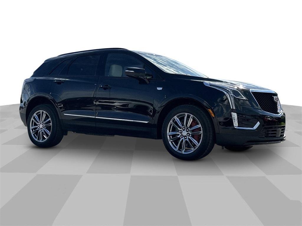 new 2025 Cadillac XT5 car, priced at $63,465