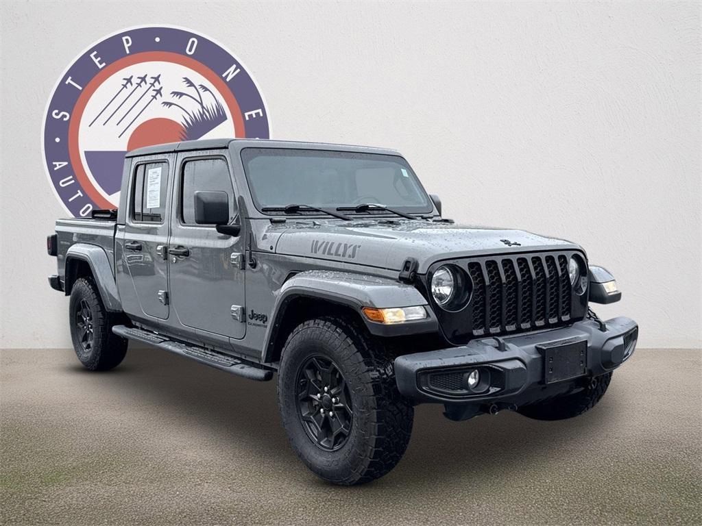 used 2021 Jeep Gladiator car, priced at $33,295