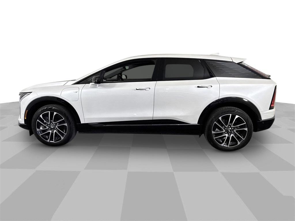 new 2025 Cadillac OPTIQ car, priced at $58,790