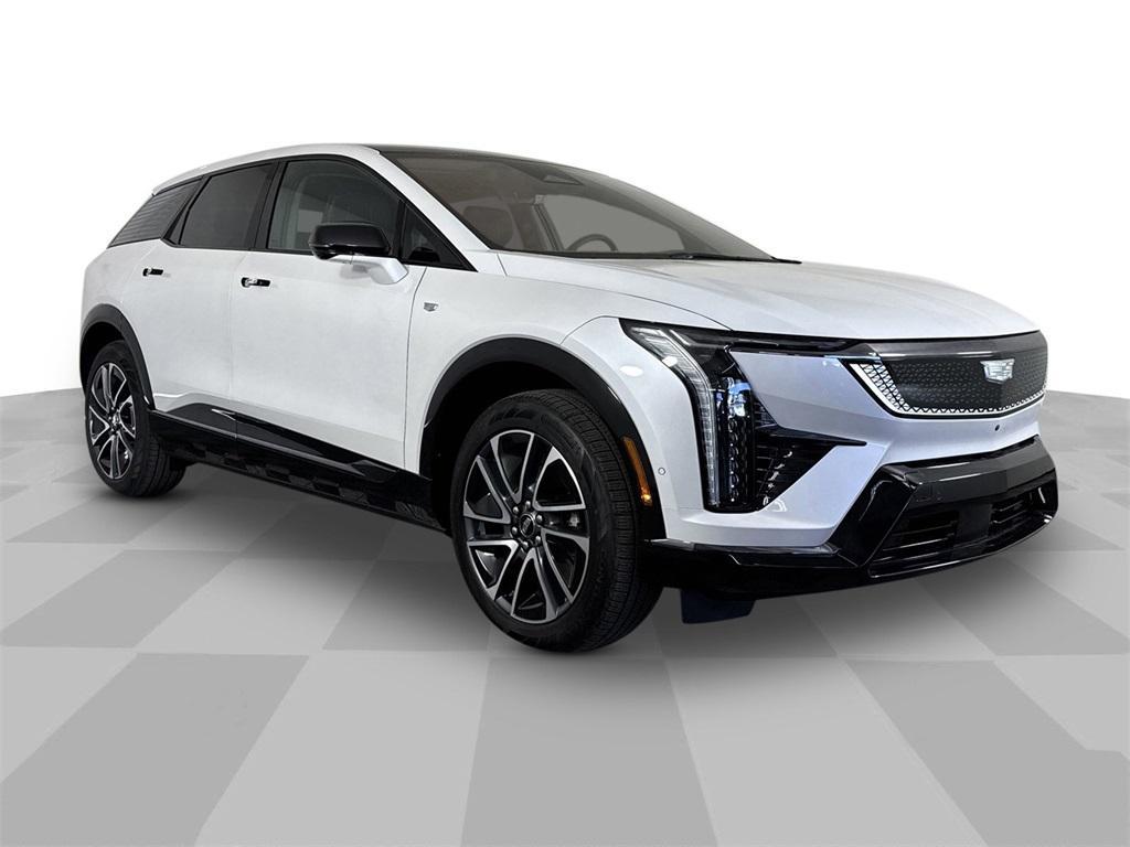 new 2025 Cadillac OPTIQ car, priced at $58,790