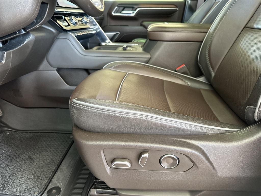 used 2024 GMC Sierra 2500 car, priced at $74,491
