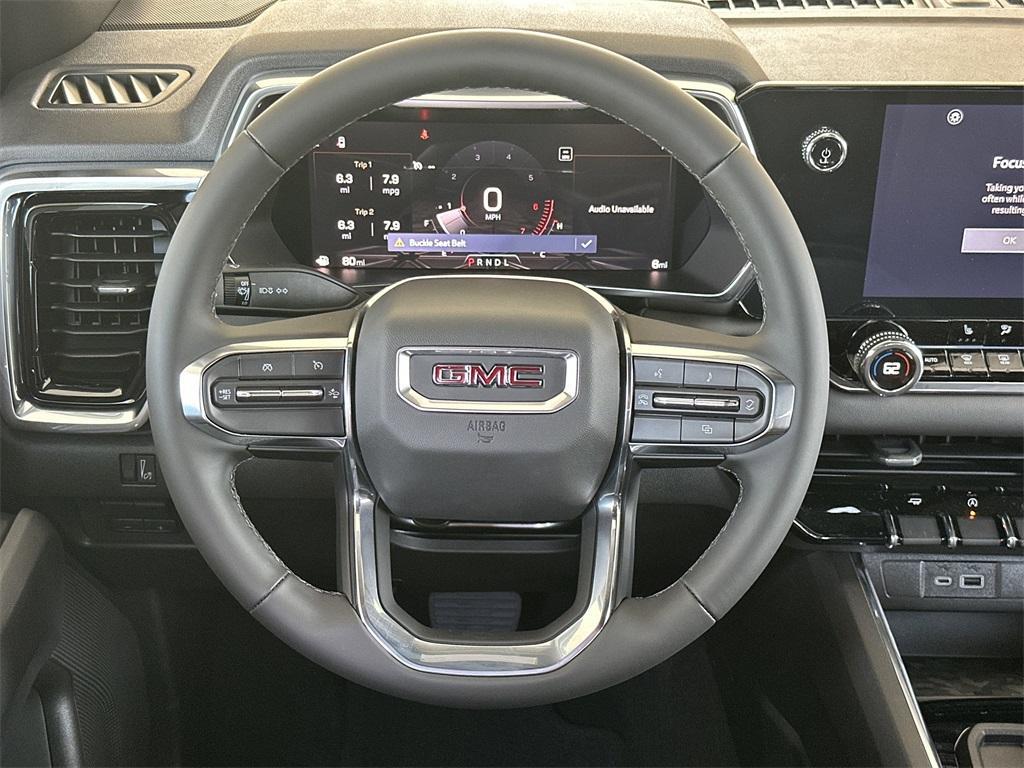 new 2025 GMC Canyon car, priced at $39,675