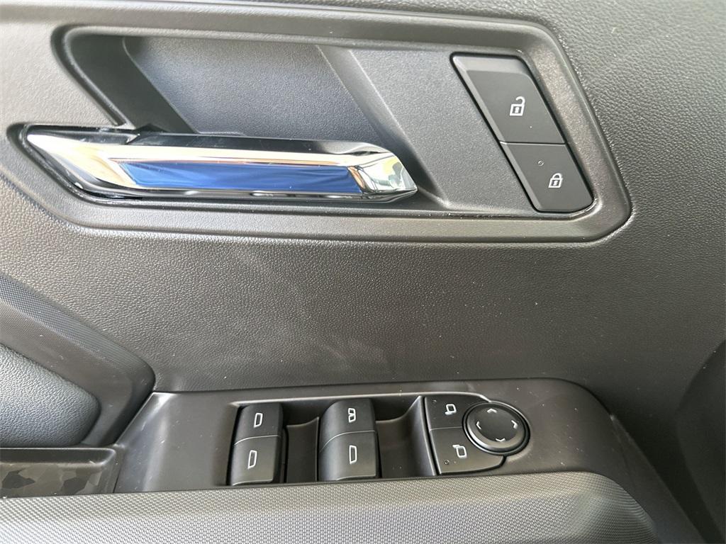 new 2025 GMC Canyon car, priced at $39,675