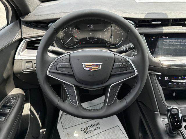 new 2024 Cadillac XT5 car, priced at $45,305