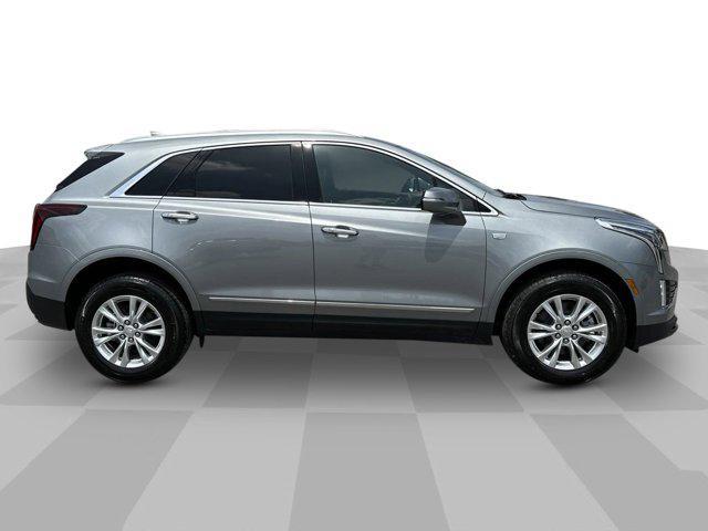 new 2024 Cadillac XT5 car, priced at $45,305