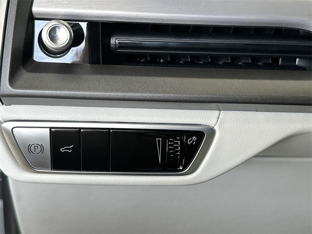 new 2026 Cadillac VISTIQ car, priced at $79,890