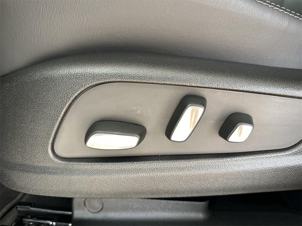 new 2026 Cadillac XT5 car, priced at $60,095