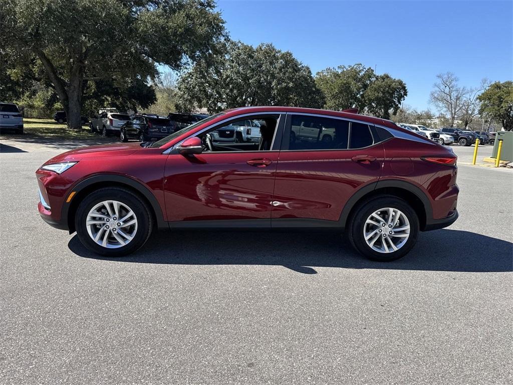 new 2025 Buick Envista car, priced at $23,990