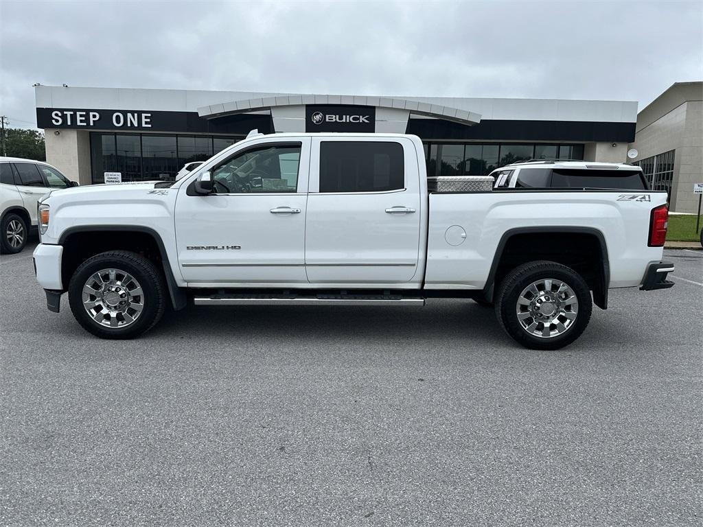 used 2015 GMC Sierra 2500 car, priced at $39,596