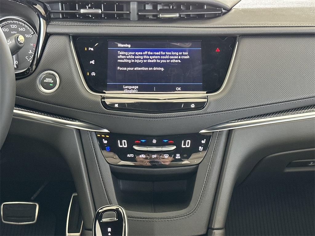 new 2025 Cadillac XT5 car, priced at $64,885