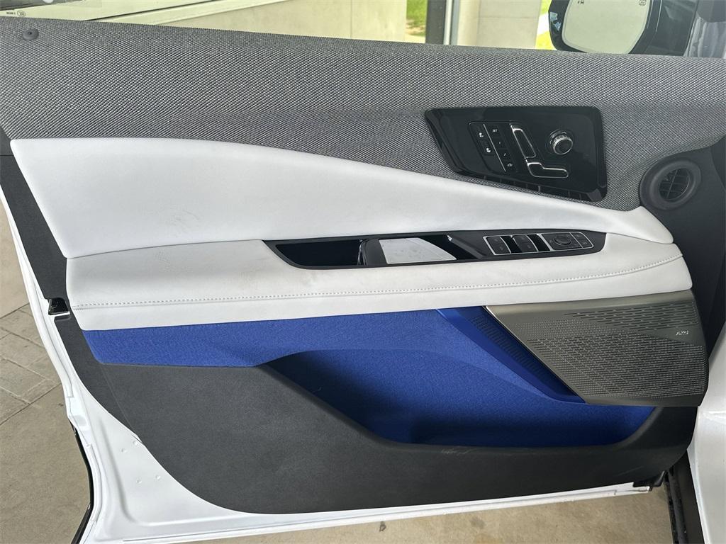 new 2025 Cadillac OPTIQ car, priced at $60,210