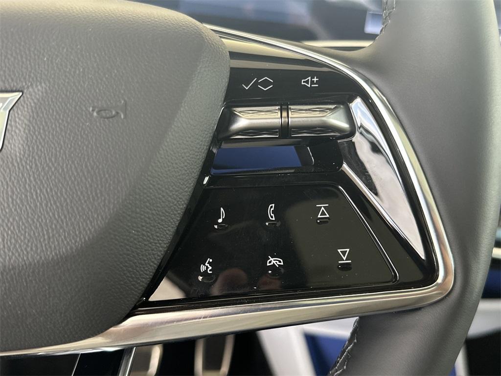 new 2025 Cadillac OPTIQ car, priced at $60,210