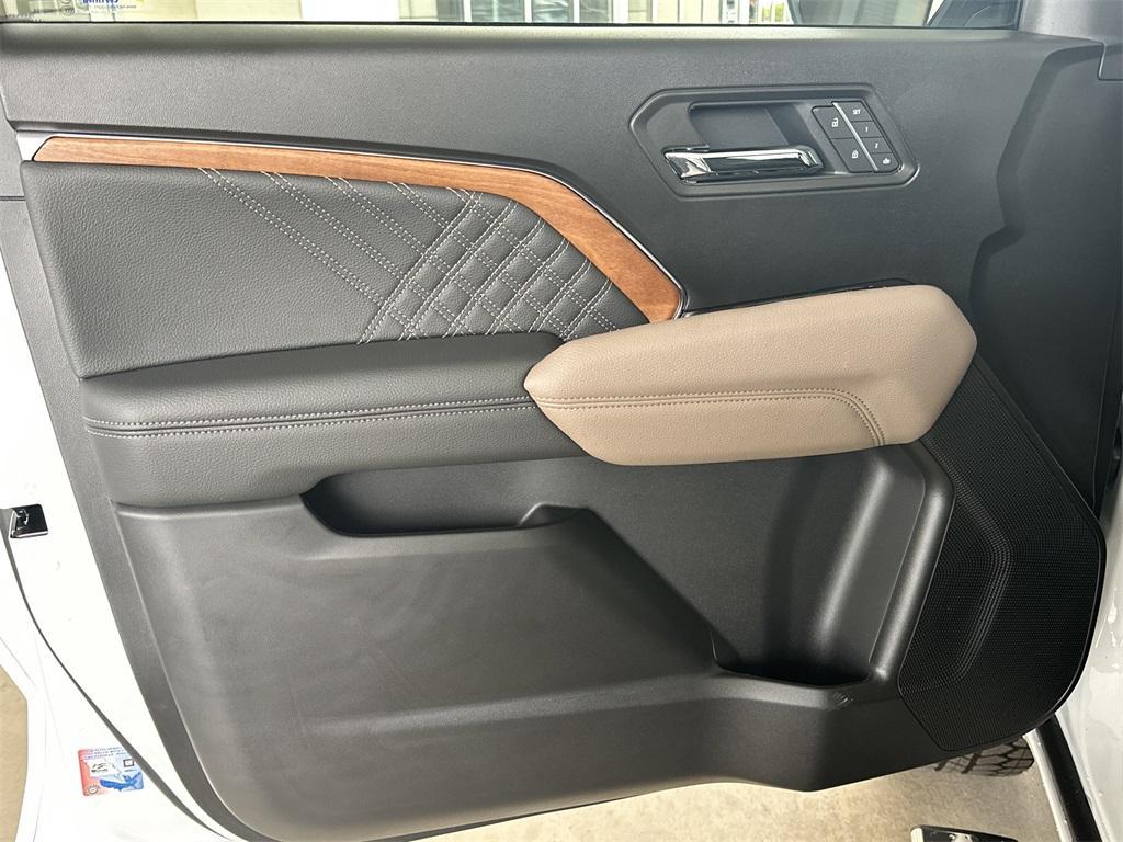 new 2026 GMC Canyon car, priced at $54,082