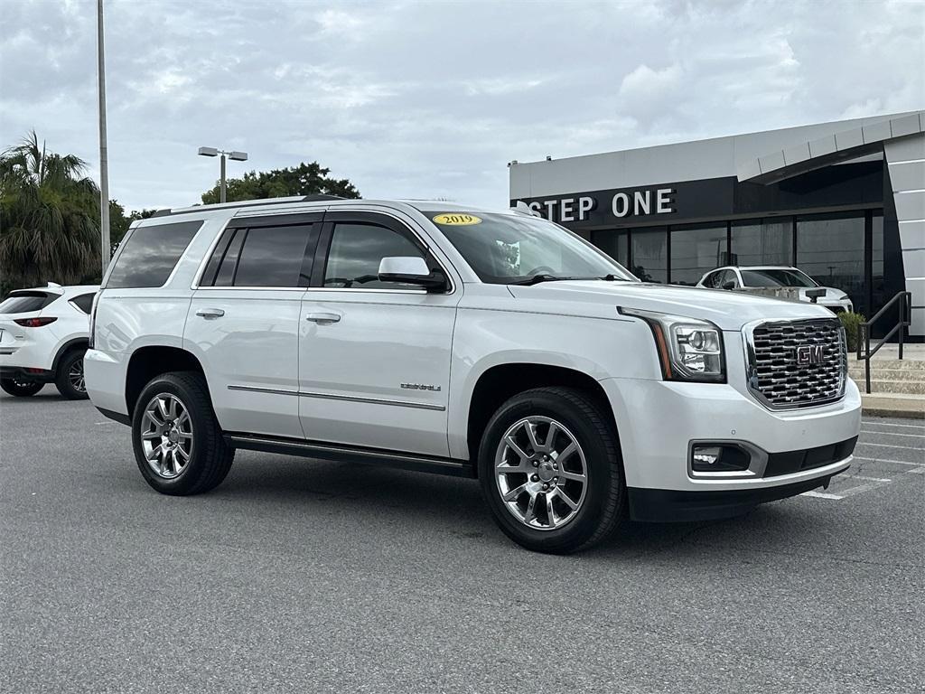 used 2019 GMC Yukon car, priced at $35,782
