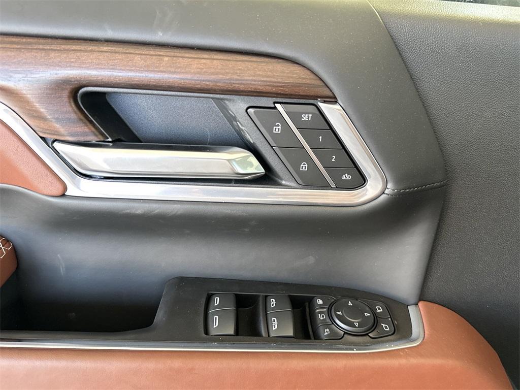 new 2025 GMC Sierra 2500 car, priced at $96,985