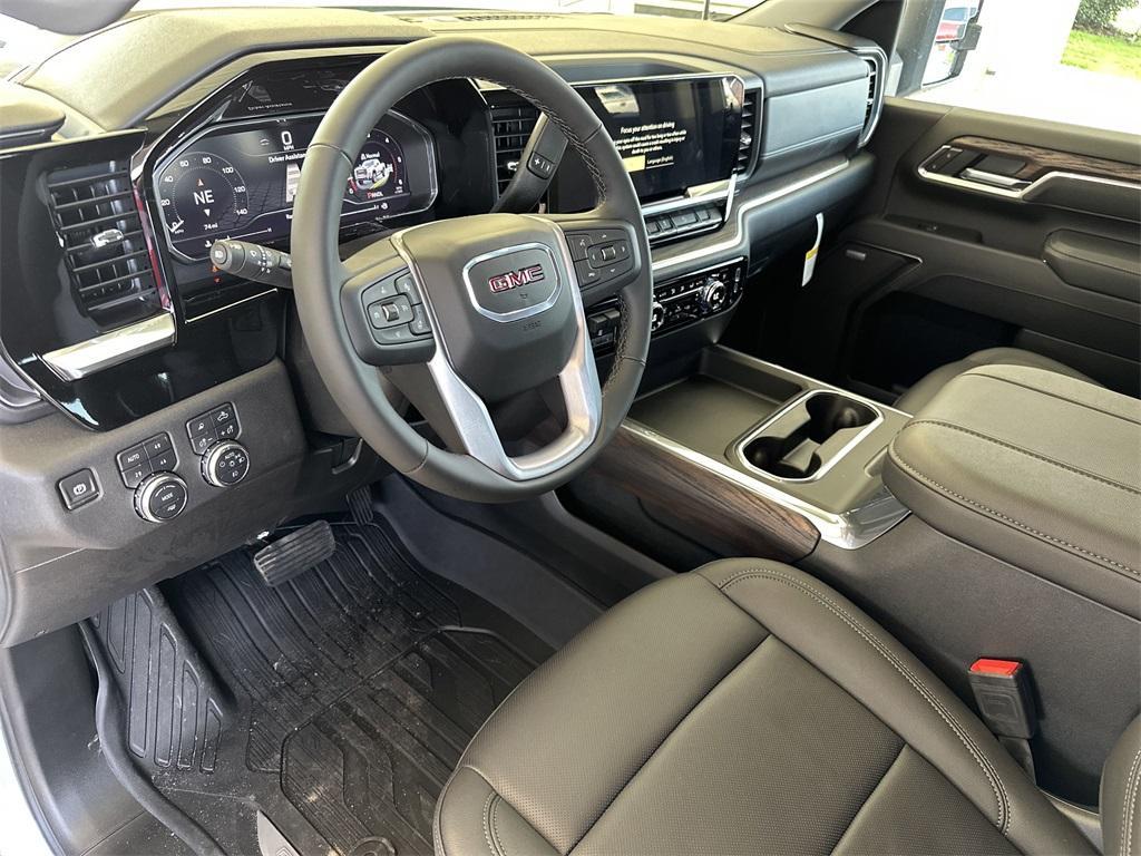 new 2025 GMC Sierra 2500 car