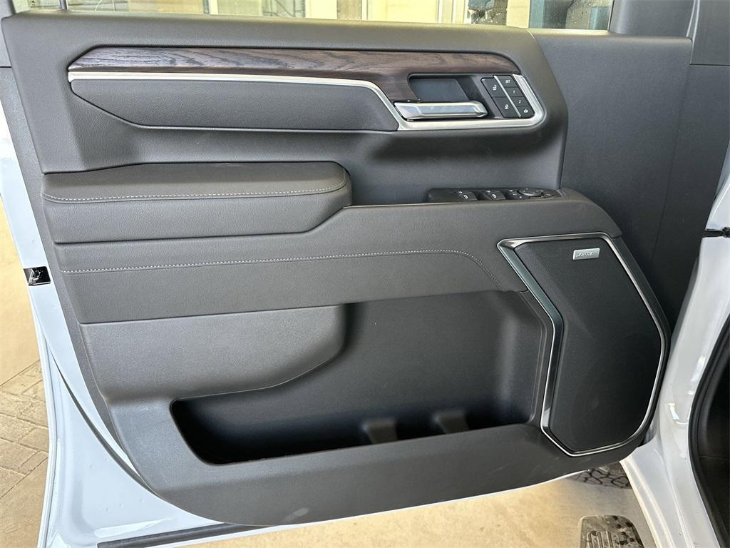 new 2025 GMC Sierra 2500 car