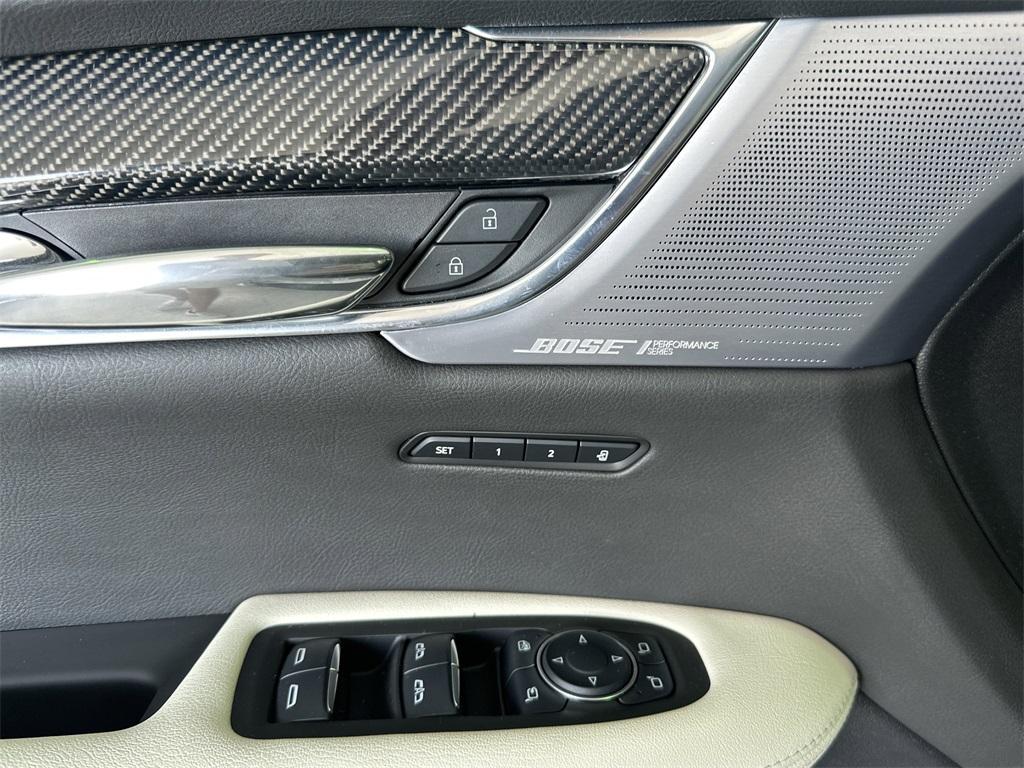 new 2025 Cadillac XT6 car, priced at $63,065