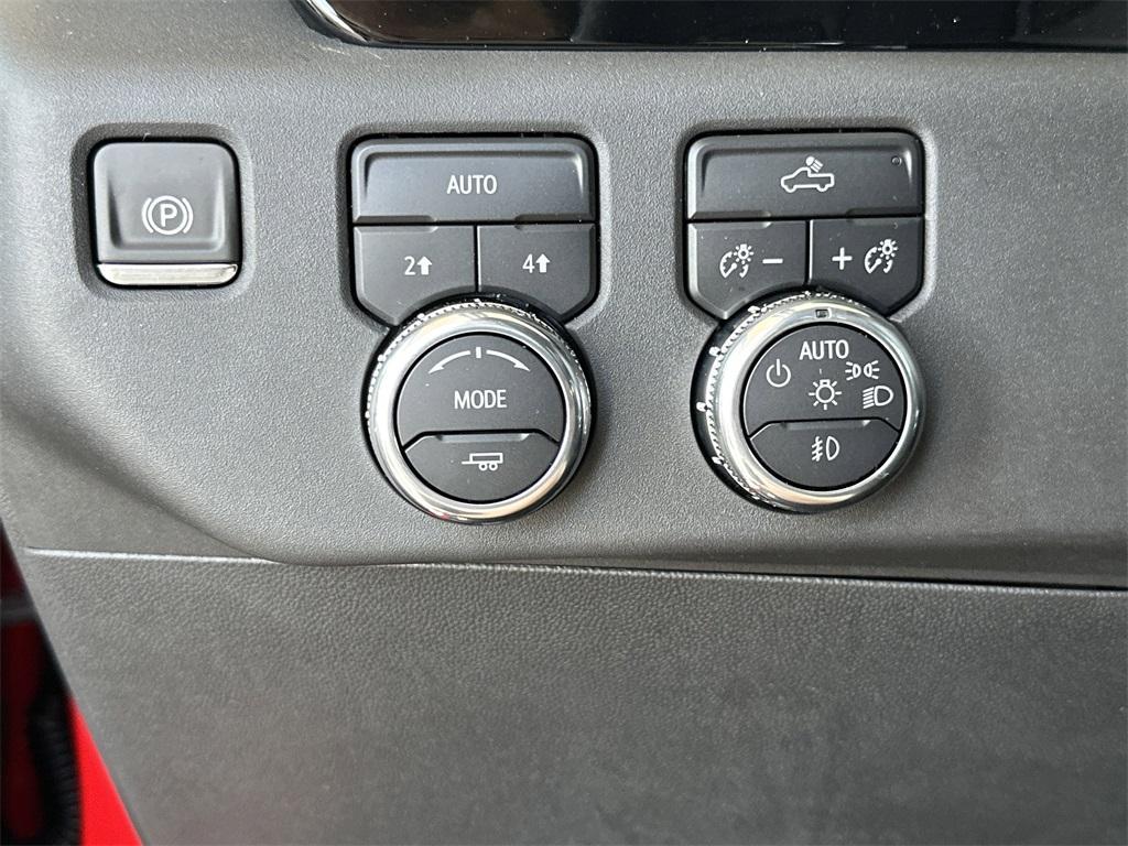 new 2025 GMC Sierra 1500 car, priced at $51,590