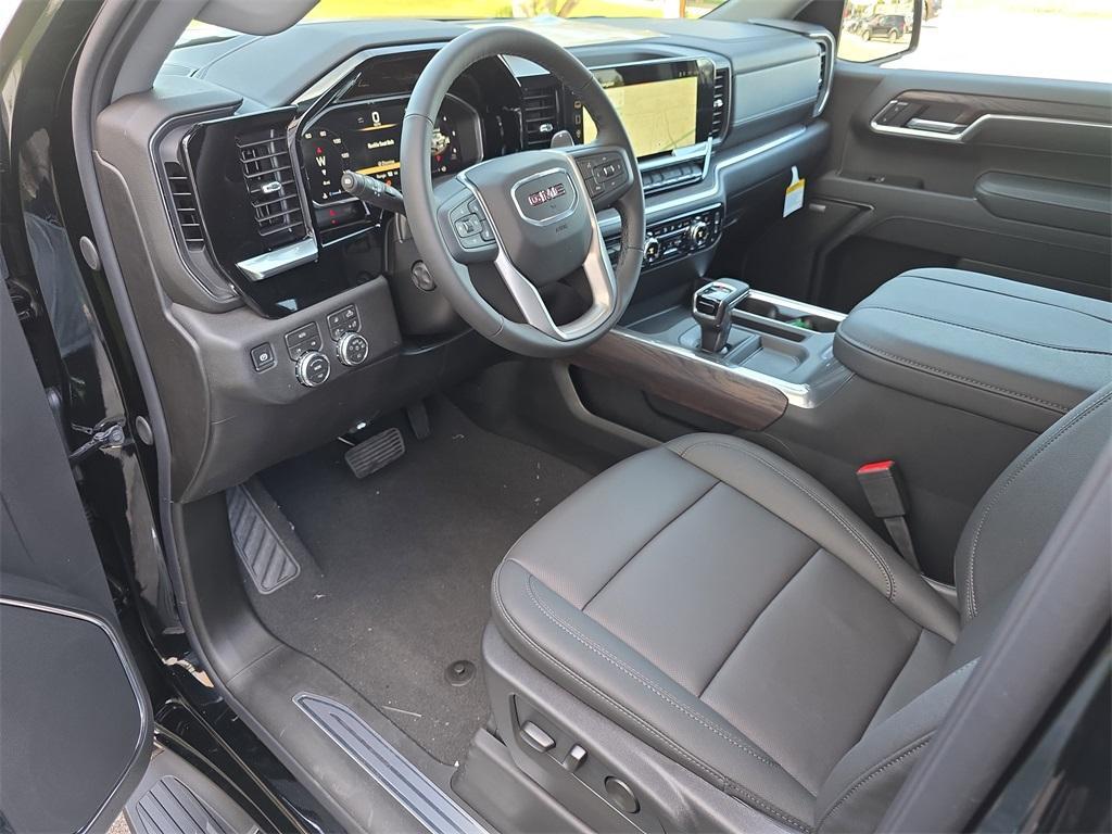 new 2026 GMC Sierra 1500 car, priced at $65,670