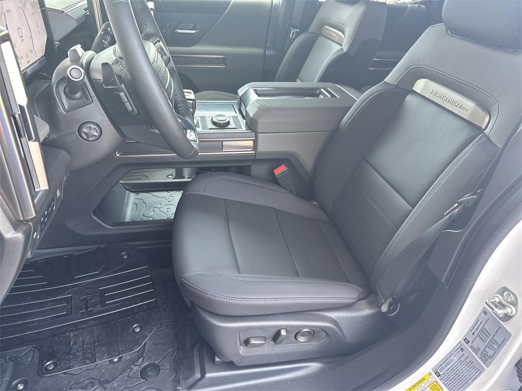 new 2025 GMC HUMMER EV Pickup car, priced at $98,694