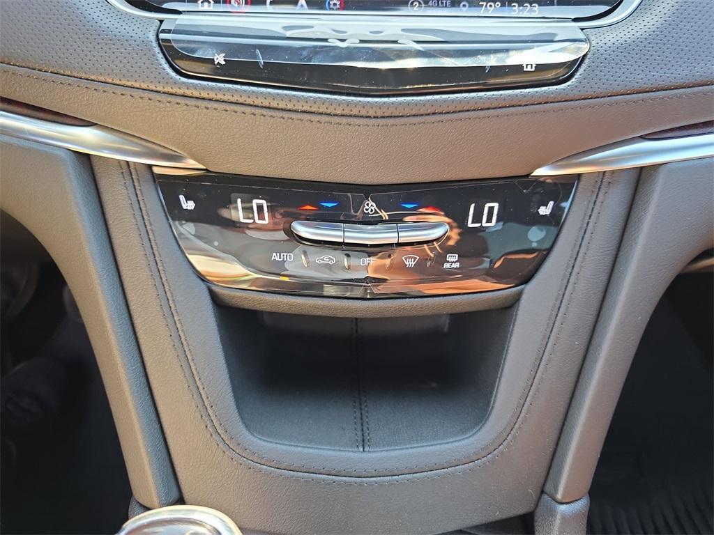 new 2025 Cadillac XT5 car, priced at $63,560