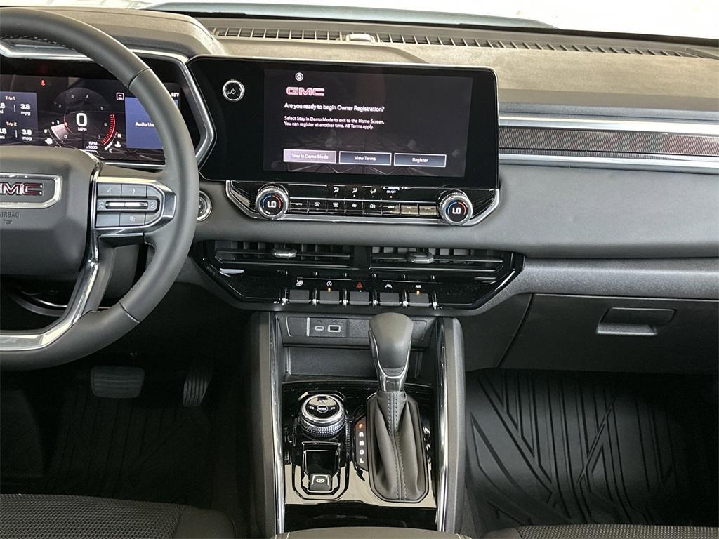 new 2025 GMC Canyon car, priced at $46,505