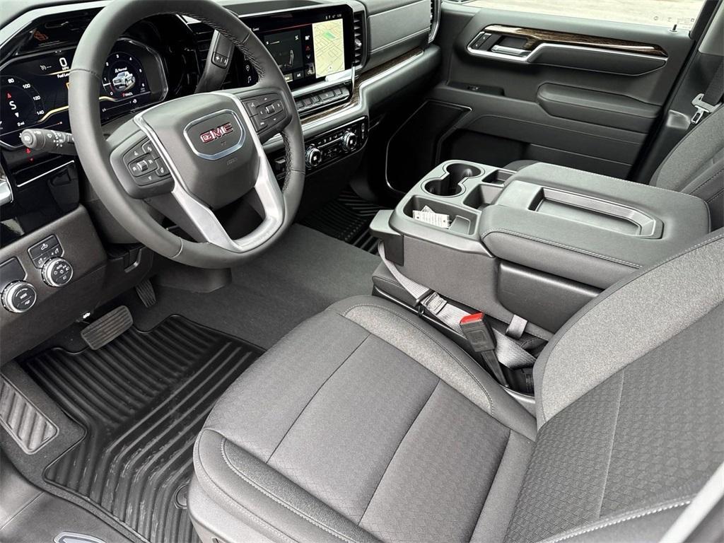 new 2025 GMC Sierra 1500 car, priced at $47,245