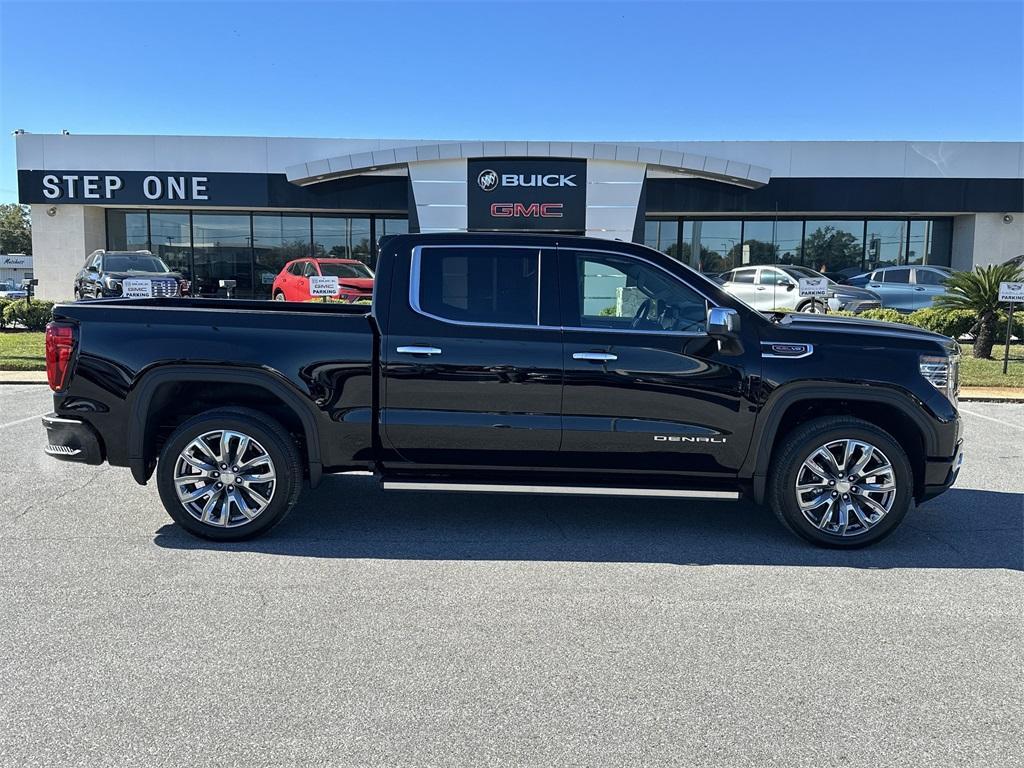 new 2026 GMC Sierra 1500 car, priced at $69,924