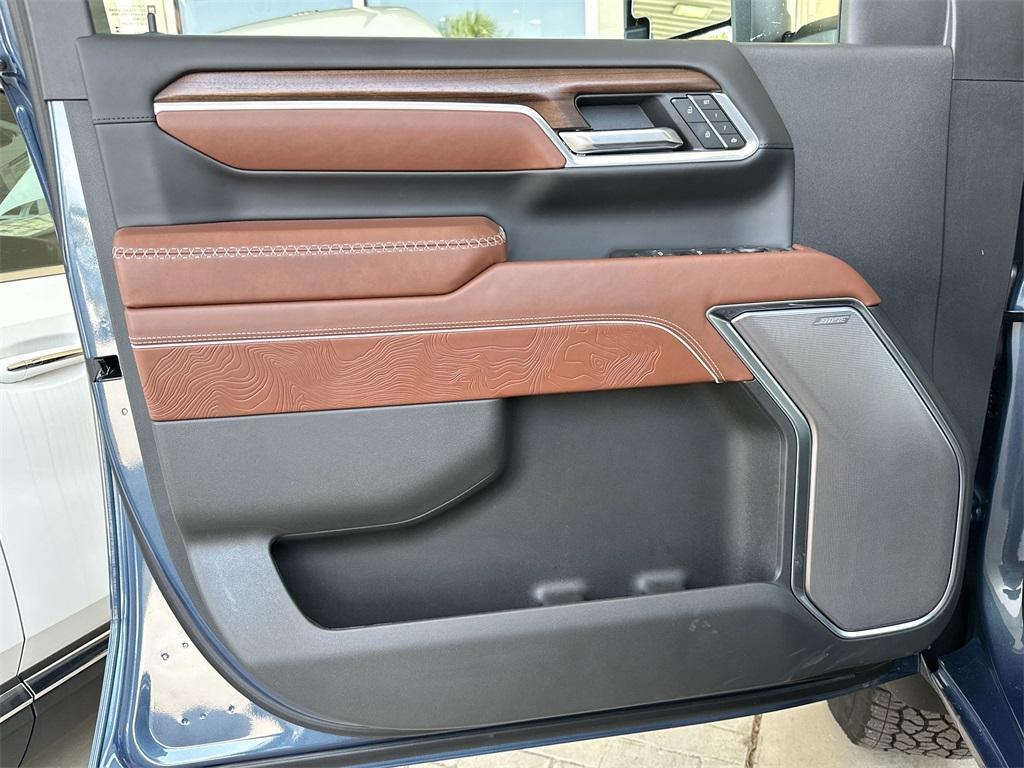 new 2025 GMC Sierra 2500 car, priced at $96,150