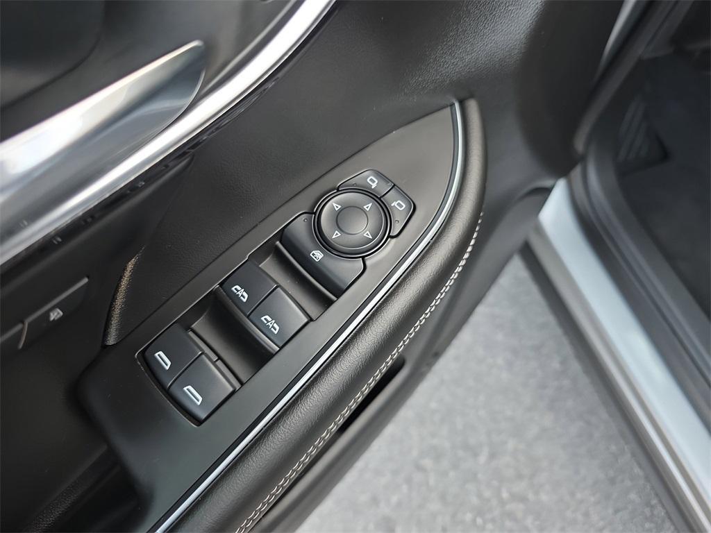 used 2023 Buick Envision car, priced at $28,282