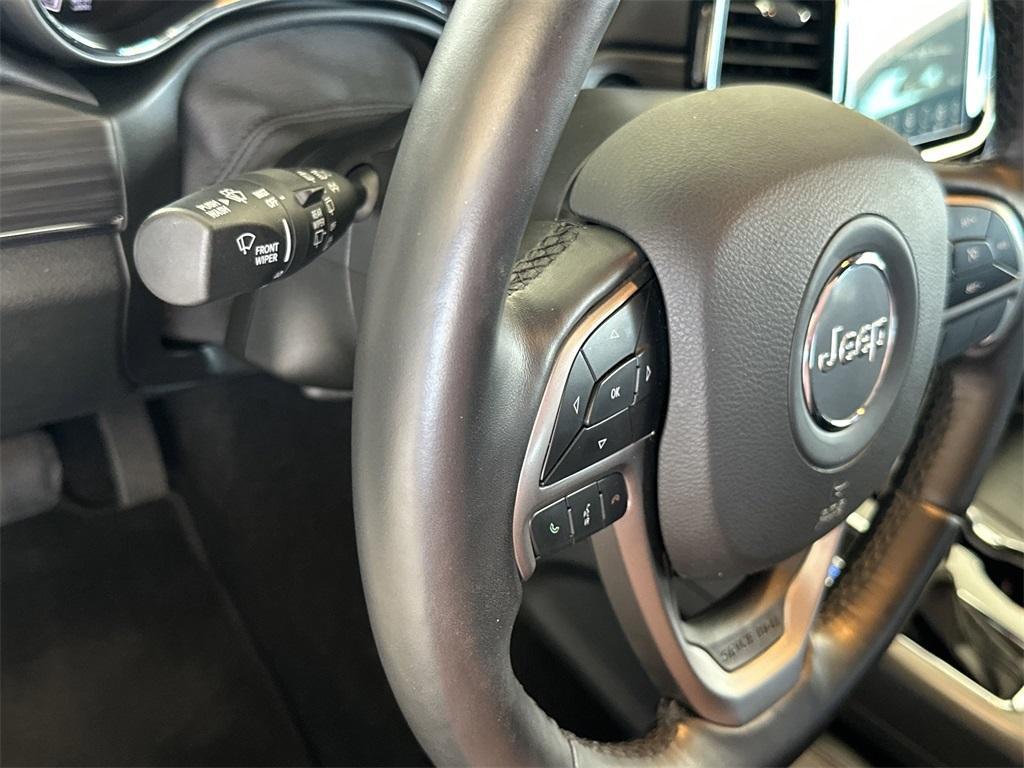 used 2022 Jeep Grand Cherokee WK car, priced at $26,491