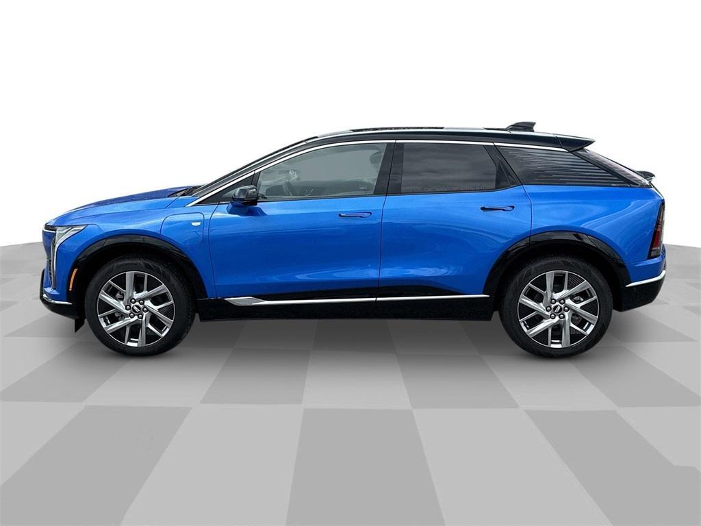 new 2025 Cadillac OPTIQ car, priced at $58,290