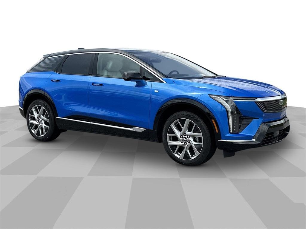 new 2025 Cadillac OPTIQ car, priced at $58,290