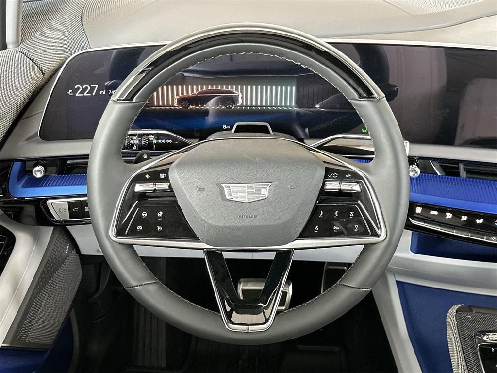 new 2025 Cadillac OPTIQ car, priced at $58,290