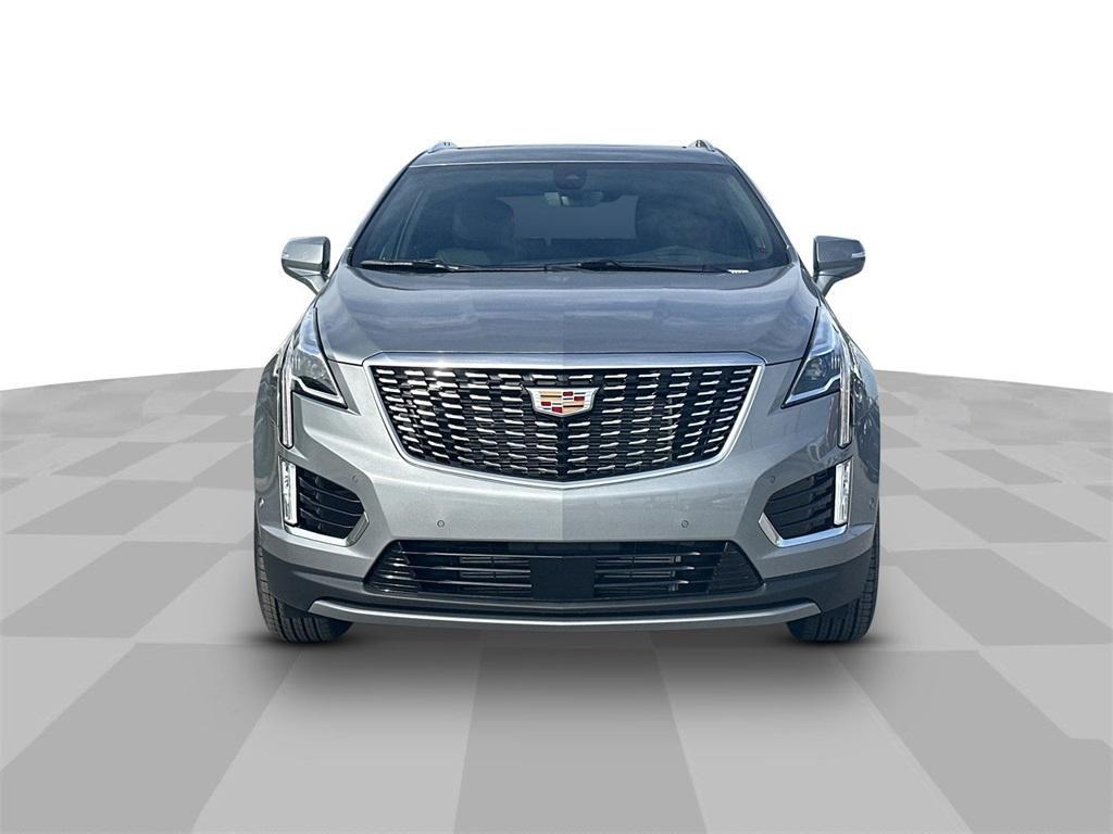 new 2026 Cadillac XT5 car, priced at $59,470