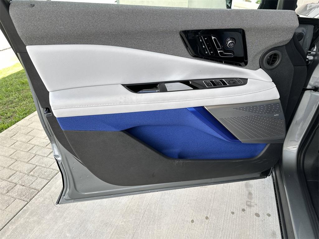 new 2025 Cadillac OPTIQ car, priced at $58,290