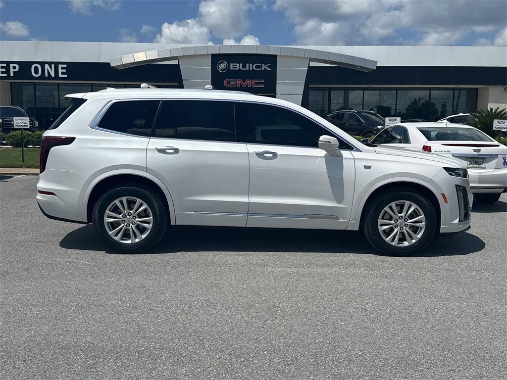 used 2023 Cadillac XT6 car, priced at $33,851