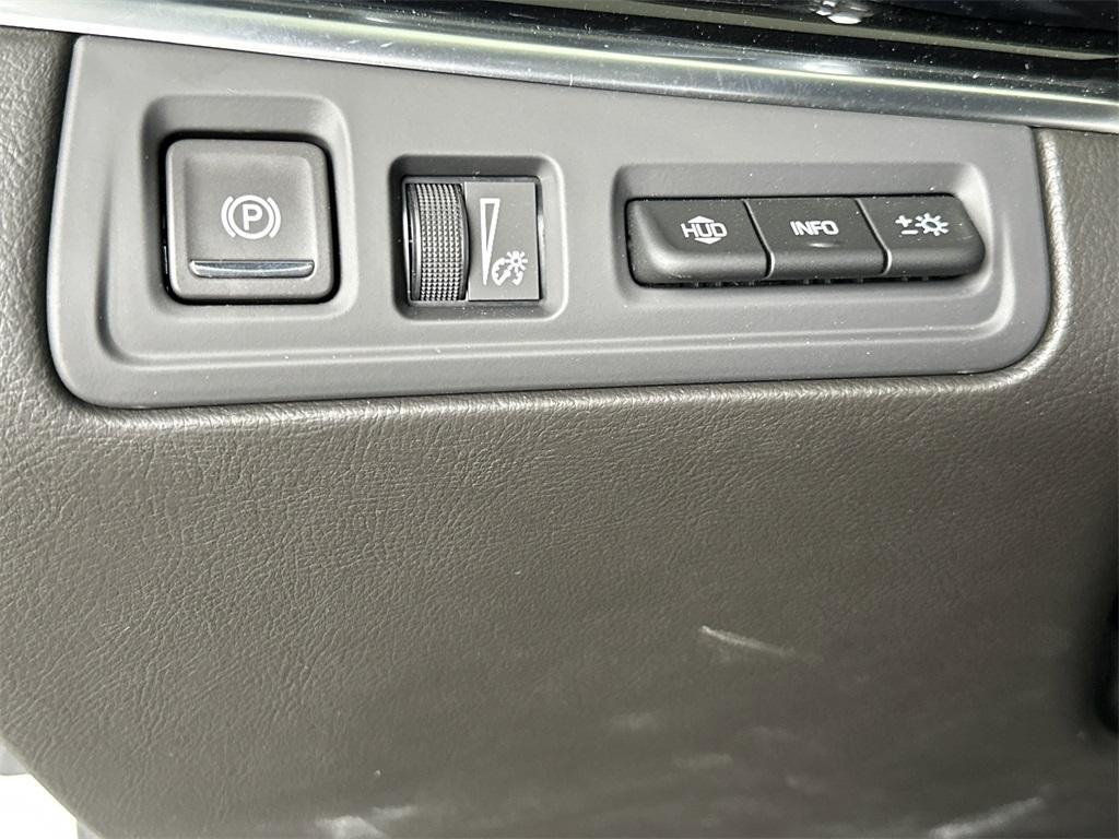 new 2025 Cadillac XT6 car