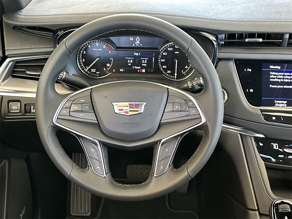 new 2026 Cadillac XT5 car, priced at $48,420
