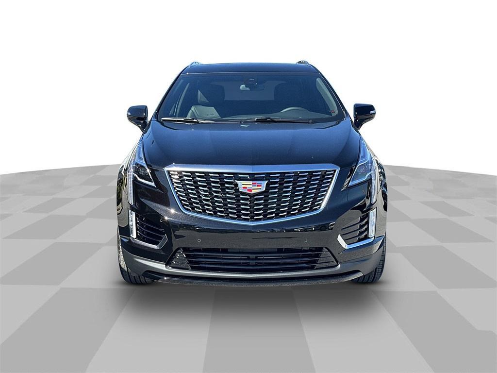 new 2026 Cadillac XT5 car, priced at $48,420