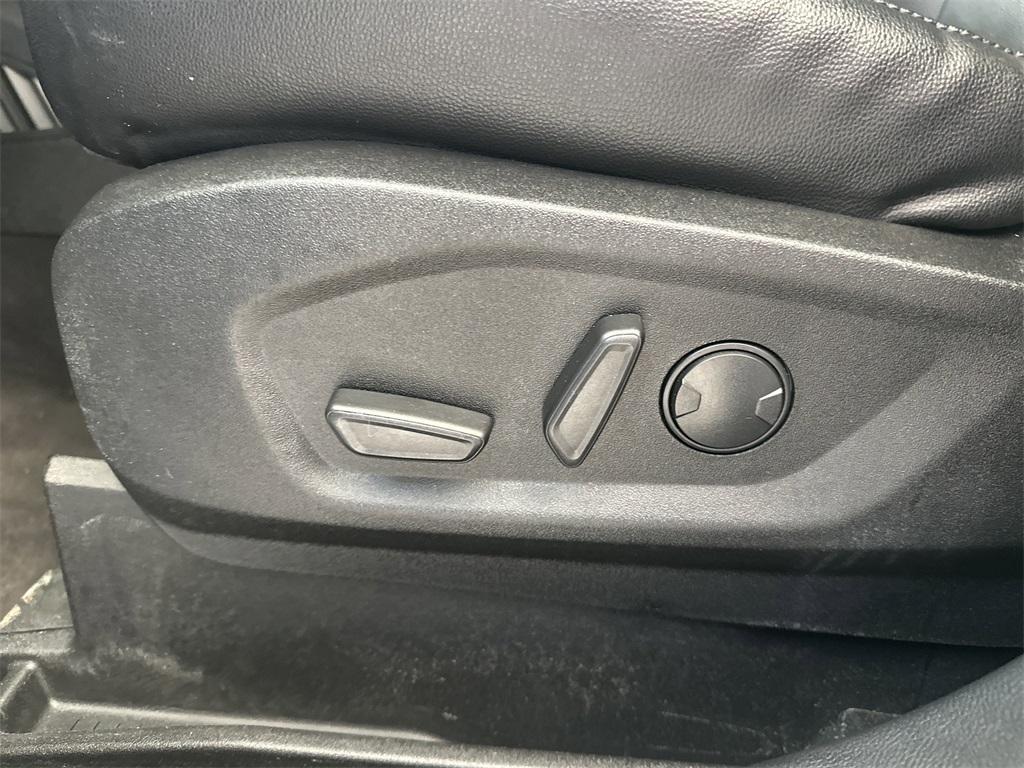 used 2022 Ford Edge car, priced at $21,253