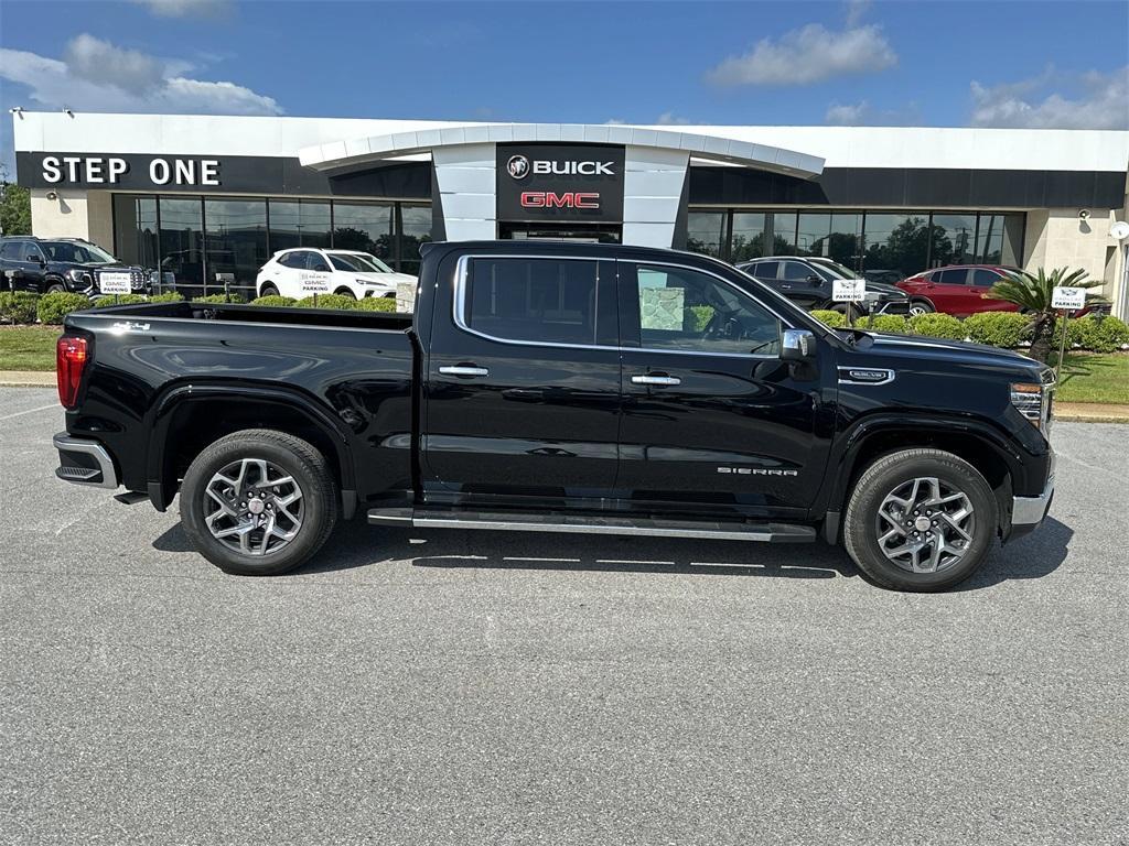 new 2025 GMC Sierra 1500 car, priced at $58,295