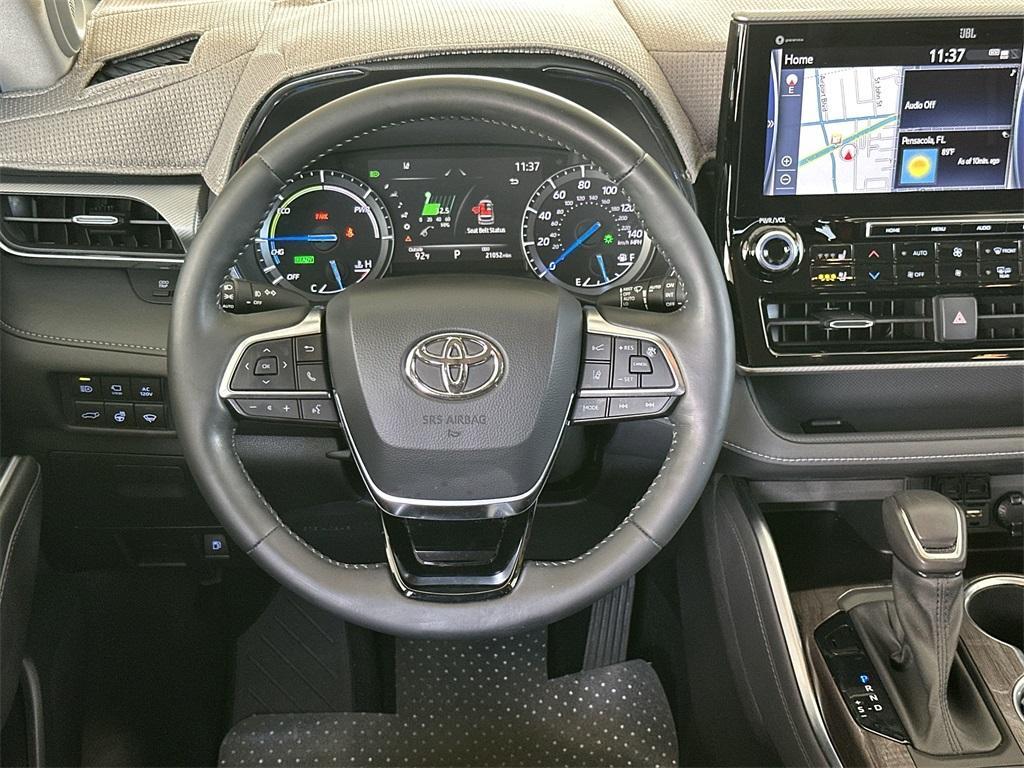used 2021 Toyota Highlander Hybrid car, priced at $42,941