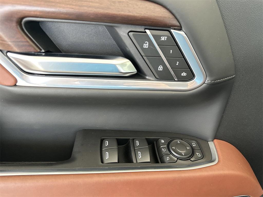 new 2025 GMC Sierra 2500 car, priced at $96,985