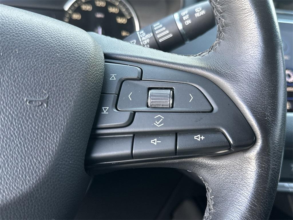 used 2019 Cadillac XT4 car, priced at $20,161