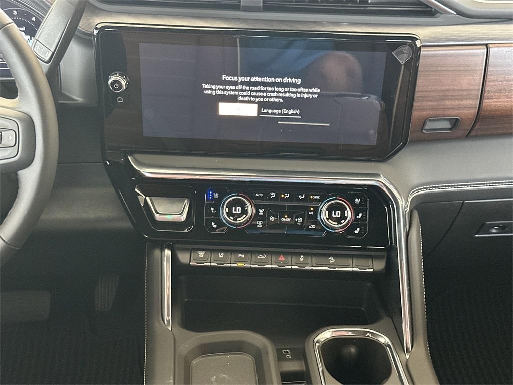 new 2025 GMC Sierra 2500 car, priced at $96,985